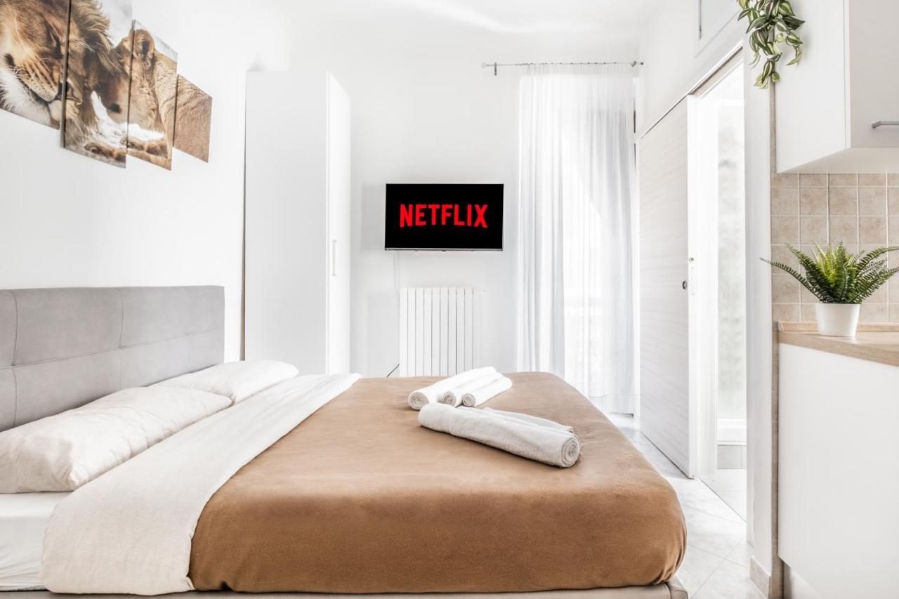 Pretty House Navigli-Duomo Netflix & Design Apartamento Milão Exterior foto