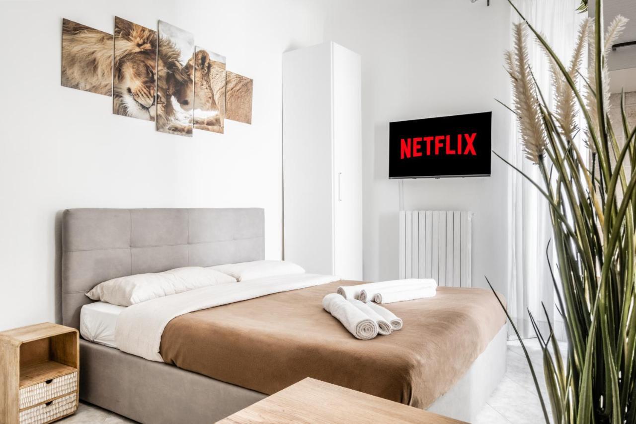 Pretty House Navigli-Duomo Netflix & Design Apartamento Milão Exterior foto